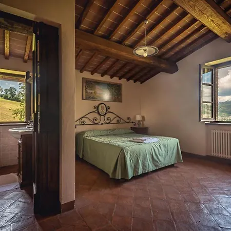 Alloggio per agriturismo Fonte Chiara *
