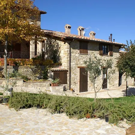 Alloggio per agriturismo Fonte Chiara *