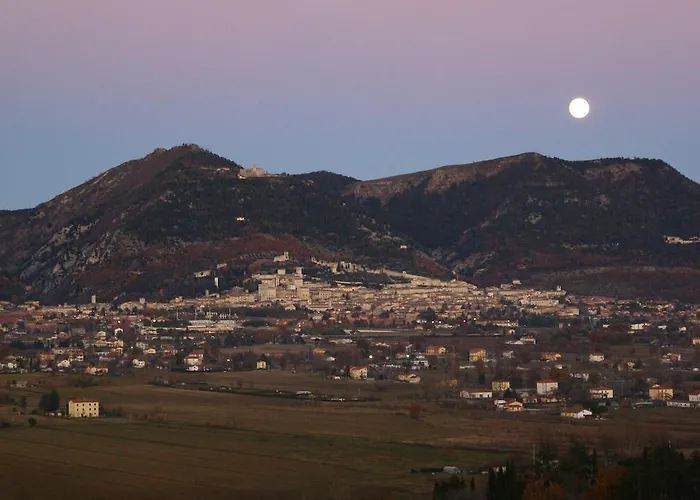 Alloggio per agriturismo Fonte Chiara *